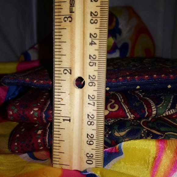 Vera Bradley clutch Ornate print Crossbody - Picture 6 of 7